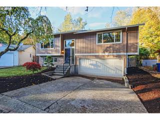 31 205th Pl, Damascus, OR 97030