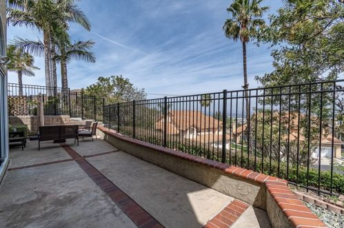 715 Palomino Ln, Anaheim CA  92807-4878 exterior