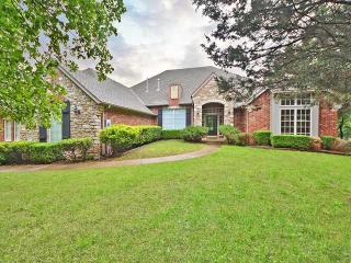 7450 Winterwood Dr, Edmond, OK 73025-1860