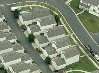 58 Freesia Dr, Romeoville, IL 60446-4831