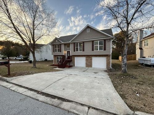 1616 Marceau Dr, Conley, GA 30288-1975