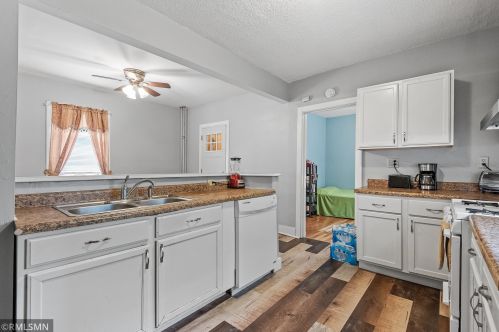 445 Fry St, Saint Paul MN  55104-3706 exterior