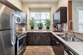 4933 Parkview Dr, West Linn OR  97035-2594 exterior