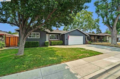 863 Kolln St, Pleasanton, CA 94566-6213