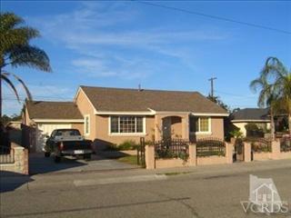 545 Kamala St, Oxnard, CA 93033-3843