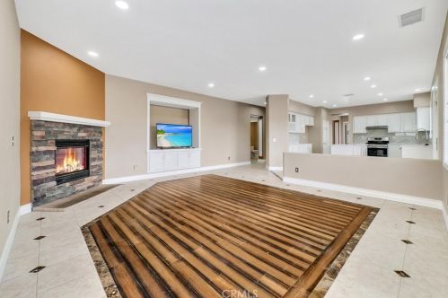 17653 Cedarwood Dr, Riverside CA  92503-7038 exterior