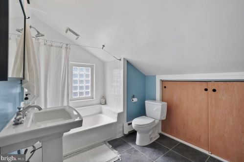 125 Sherman Ave, Silver Spring MD 20912-5744 exterior