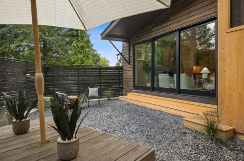 454 Beverly Rd, Atlanta GA  30309-2731 exterior