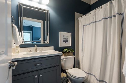 6470 Long Is Dr, Atlanta GA  30328-3043 exterior