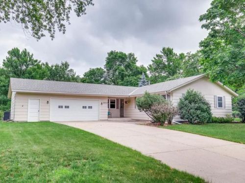 2800 101st St, Minneapolis, MN 55431-2815