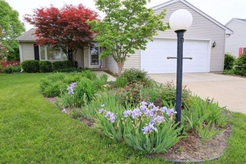 3305 Timberline Dr, Champaign IL  61822-1836 exterior