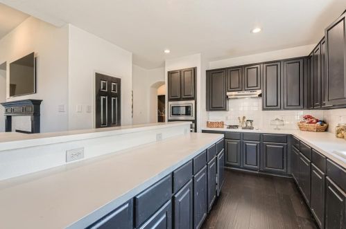 8301 Ash Riv Ct, Fort Worth TX  76137-5715 exterior