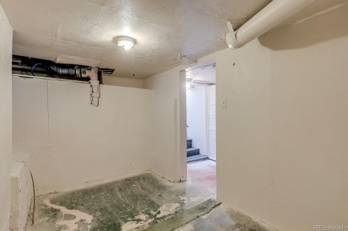 245 Sperry St, Denver CO  80219 exterior