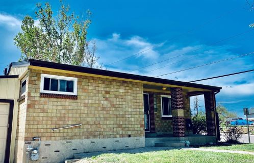209 Zenobia St, Denver, CO 80219-1736
