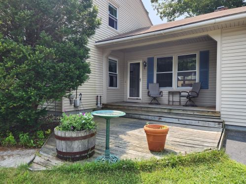 24 Hilltop Dr, Keene, NH 03431-4910