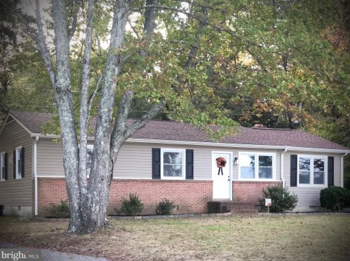32194 Mt Gideon Rd, Mangohick, VA 23069-2215
