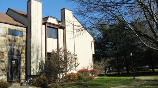 116 Wimbledon Sq, Hackettstown, NJ 07840-4219