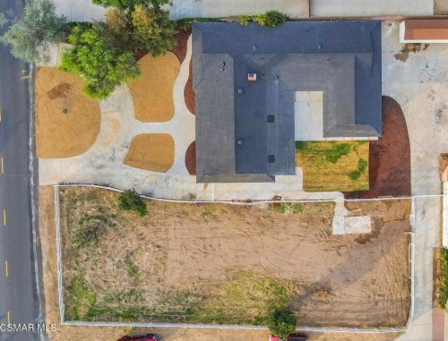 3096 Reservoir Dr, Simi Valley CA  93065-1001 exterior