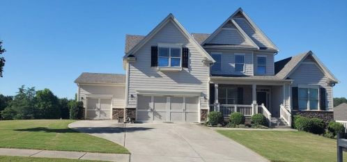 101 Clubhouse Ln, Holly Springs, GA 30114-5878