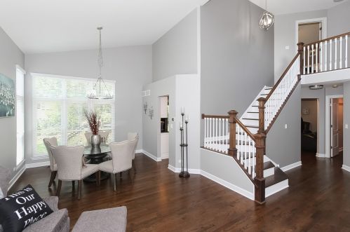 976 Tallgrass Dr, Hanover Park, IL 60103-5071