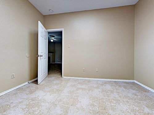 4525 Anchor Ct, Fort Worth TX  76135-2038 exterior