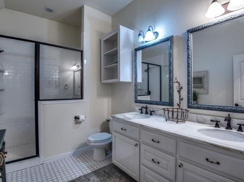 9301 Dosier Cv, Fort Worth TX  76179-3284 exterior