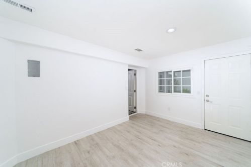 1332 Pembrooke Ln, Anaheim CA  92804-5434 exterior