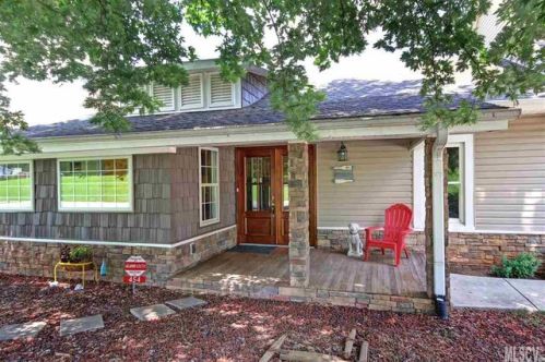 454 Eastway Dr, Bells Cross Roads, NC 28166-8612