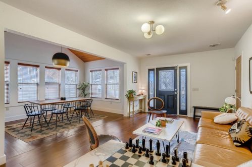 2009 2nd St, Austin TX  78702-4515 exterior