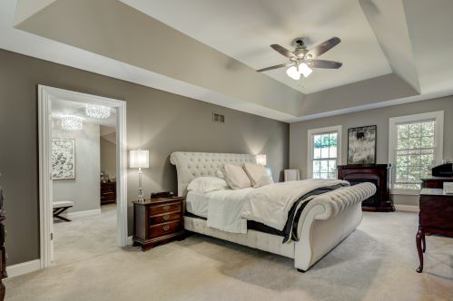 890 Somerset Dr, Carol Stream IL  60188-6078 exterior