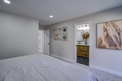 7959 Vincennes Way, Englewood CO  80112-3332 exterior