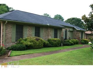 6038 Maddox Rd, Morrow, GA 30260-1329