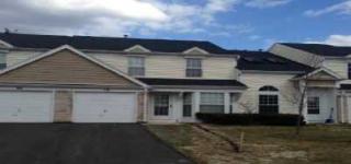 98 Shag Bark Ln, Streamwood, IL 60107-6849