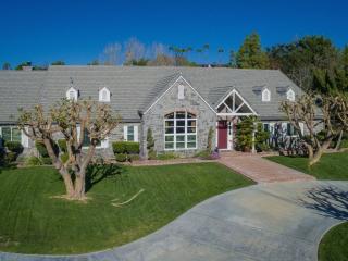 17702 Old Winery Way, Poway, CA 92064-1059