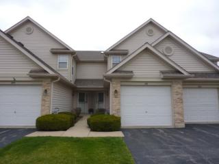 1781 Nature Ct, Schaumburg, IL 60193-6324