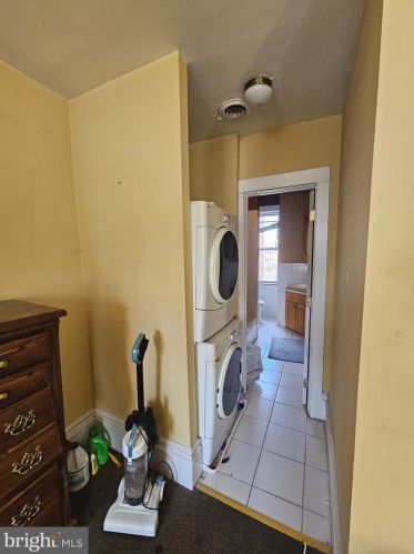 2045 Christian St, Philadelphia PA 19147-4216 exterior