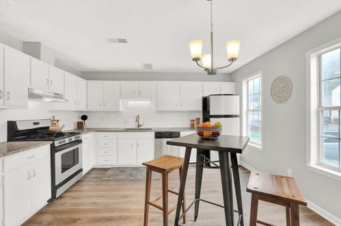 3406 Bayshore Dr, Atlanta GA 30340-4277 exterior