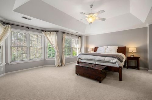 1075 Queensgate Dr, Smyrna GA  30082-6400 exterior
