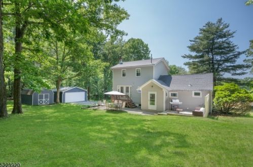 312 Lake View Dr, Fredon, NJ 07860