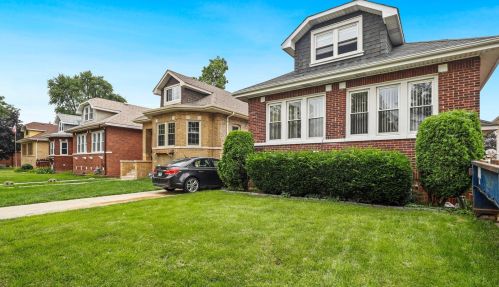 2111 11th Ave, Broadview, IL 60153-3115