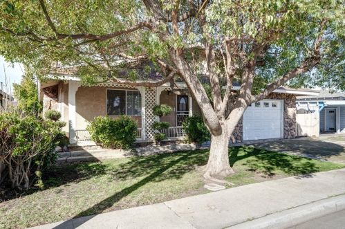 1926 Golden Gate Ave, Dos Palos, CA 93620-2619