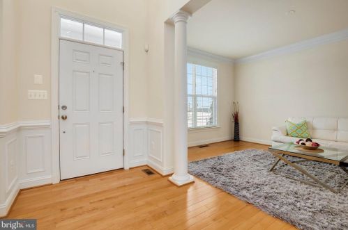 15921 Kruhm Rd, Burtonsville, MD 20866-1408