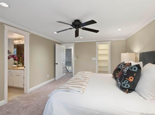 7462 Monaco St, Englewood CO  80112-1302 exterior