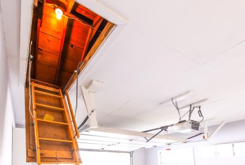 2126 Hillview Rd, Saint Paul MN  55112-1224 exterior