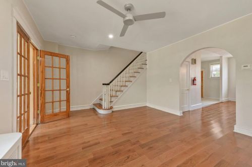 4617 Woodland Ave, Camden NJ  08110-6429 exterior