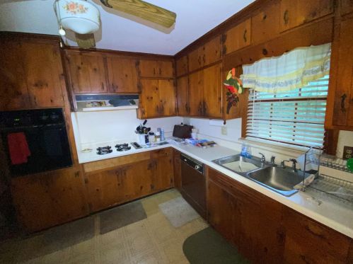 4599 Hopewell Rd, Atlanta GA  30337-5407 exterior