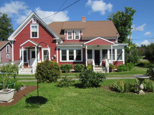12 Jepson Rd, New Sweden, ME 04762-3419