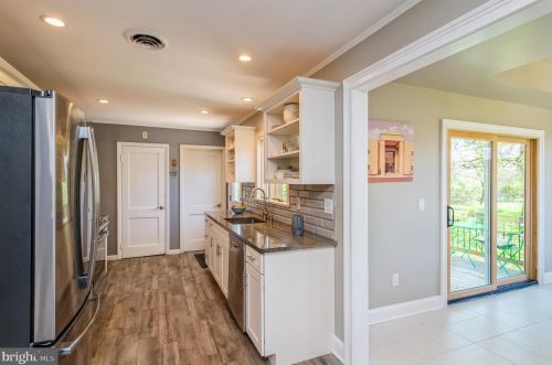 240 Bunker Hill Rd, Princeton NJ 08540-8514 exterior