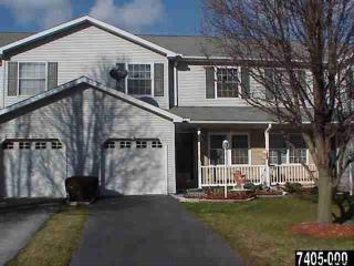 2877 Robin Rd, York, PA 17404-5726
