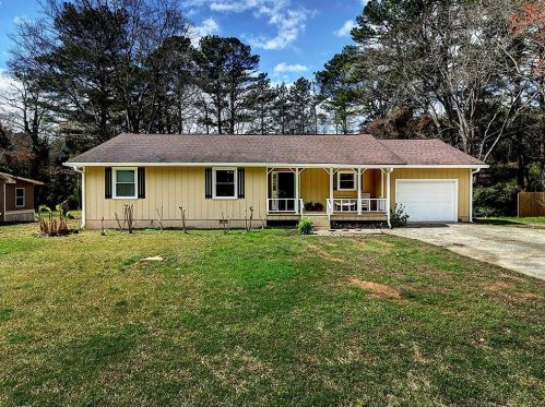 1860 Martin Rd, Marietta, GA 30008-4054